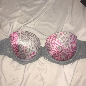 VS strapless bra
